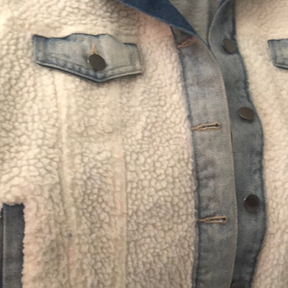 Jean jacket - Picture 4 of 4